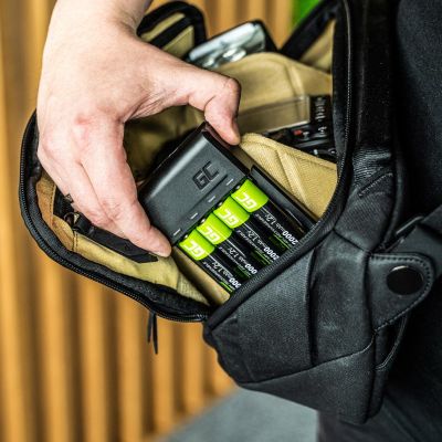 3. GREEN CELL ŁADOWARKA DO AKUMULATORÓW AA/AAA VITAL CHARGER