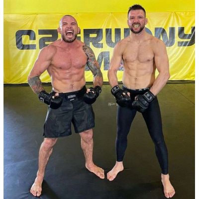 57. Rękawice MMAsparingowe M - Black Master - Valor Series