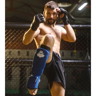 3. Elastyczne ochraniacze na piszczele M - Shinrage Blue