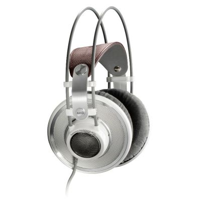 3. Słuchawki nagłowne otwarte AKG K701