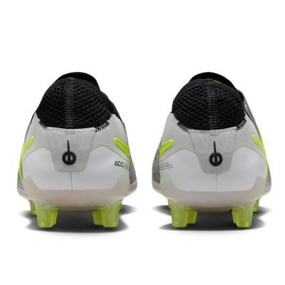 5. Buty piłkarskie Nike Tiempo Legend 10 Elite AG-Pro M DV4330-001