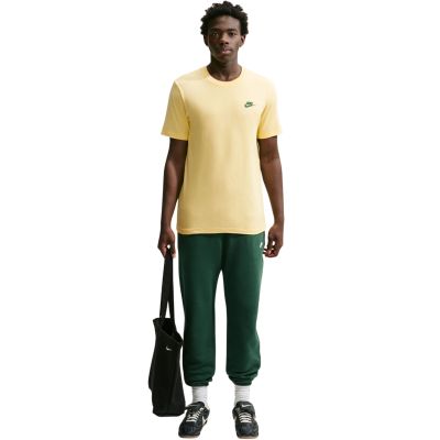 6. Spodnie męskie Nike Club zielone FN3808 323