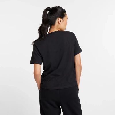 2. Koszulka New Balance Sport Jersey Relaxed Logo W WT43583BK