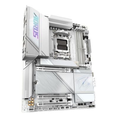 3. Płyta główna Gigabyte X870E AORUS PRO ICE