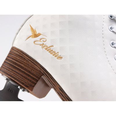 8. Łyżwy figurowe SMJ sport  Exclusive W HS-TNK-000009867