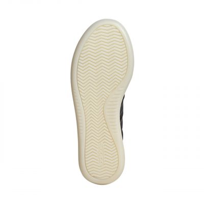 6. Buty adidas Barreda Decode W JP9671