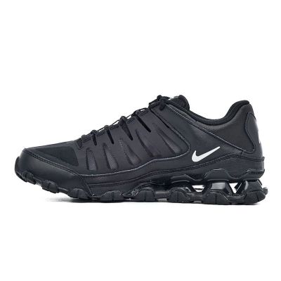 3. Buty Nike Reax 8 Tr Mesh M 621716-033