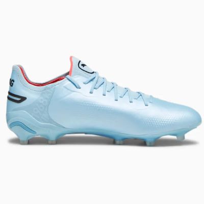 7. Buty piłkarskie Puma King Ultimate FG/AG M 107563-02