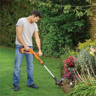 3. Black & Decker ST182320 akumulatorowa podkaszarka