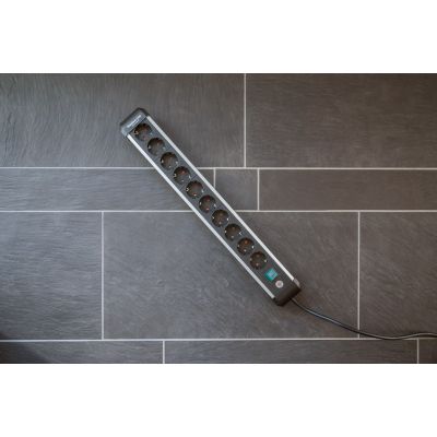 6. Brennenstuhl 1391030000 rozgałęziacz 3 m 10 x gniazdo sieciowe Wewnętrzna Czarny, Srebrny
