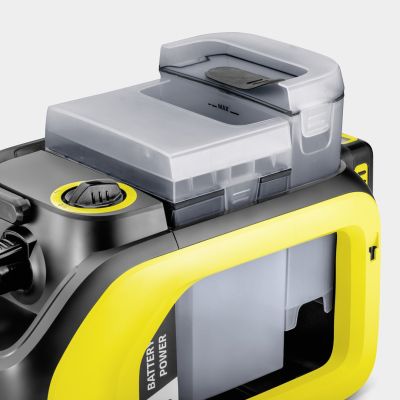 29. Akumulatorowy odkurzacz piorący KARCHER SE 3-18 Compact Battery Set - 1.081-502.0