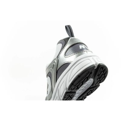 7. New Balance 408 buty sportowe męskie sneakersy modne wygodne