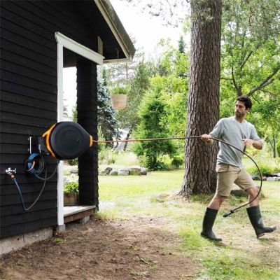 3. Fiskars 1027095 uchwyt do węża ogrodowego Włókno, Metal Czarny