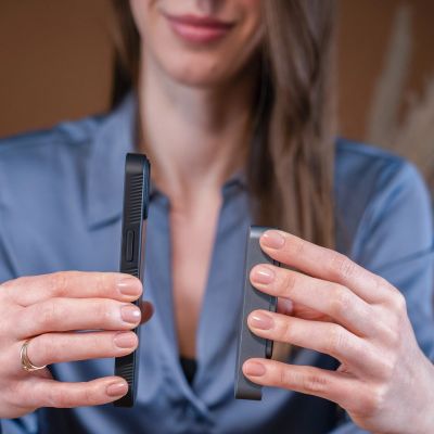 Etui 3mk Smoke MagCase z MagSafe na iPhone 15 Pro Max - półprzezroczyste