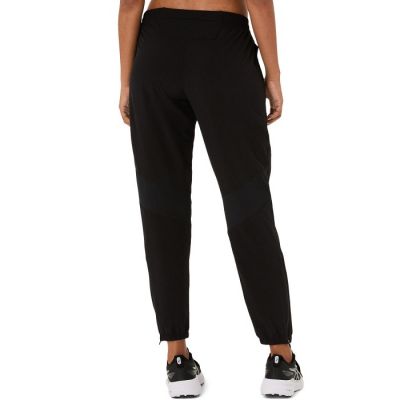 2. Spodnie Asics Core Woven Pant W 2012D176001