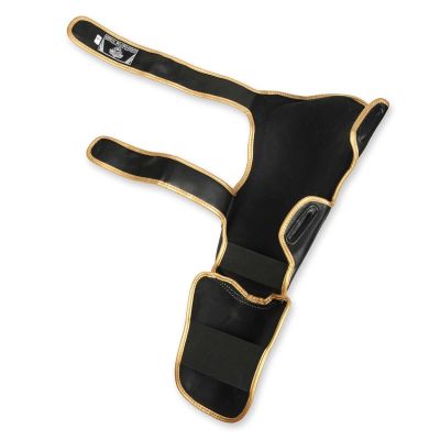 11. Ochraniacze na piszczele M - Aureos