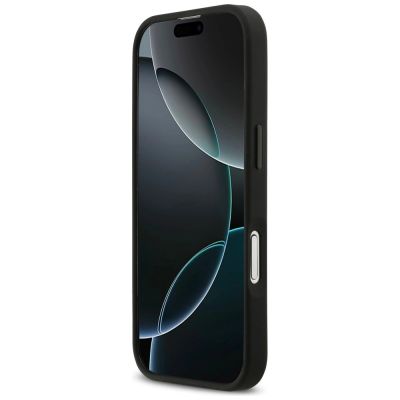 13. Etui BMW M Carbon Line & Logo MagSafe na iPhone 17 - czerwone