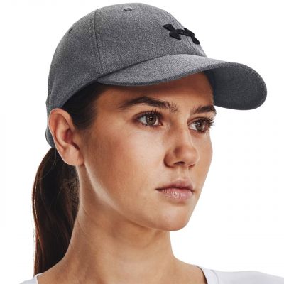 3. Czapka z daszkiem Under Armour Blitzing Adj W 1376705 002