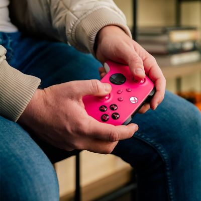 13. Microsoft Xbox Series kontroler bezprzewodowy Pink