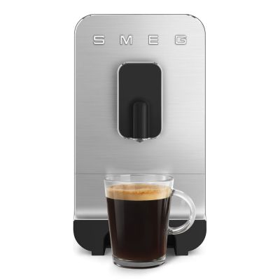 8. Smeg BCC11BLMEU ekspres do kawy Pełna automatyka Ekspres do espresso 1,4 l