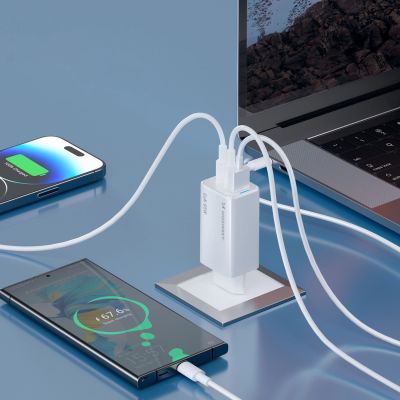 7. Wozinsky ładowarka GaN 65W z portami USB-A 2xUSB-C z kablem USB-C 65W - biała