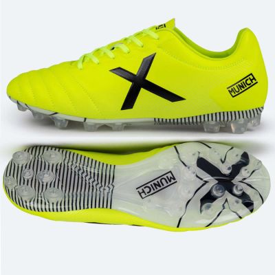 5. Buty piłkarskie Munich Arenga 303 FG M 2159303