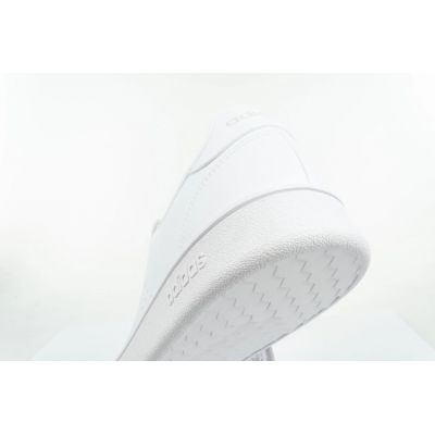8. Buty adidas Advantage Base M EE7692