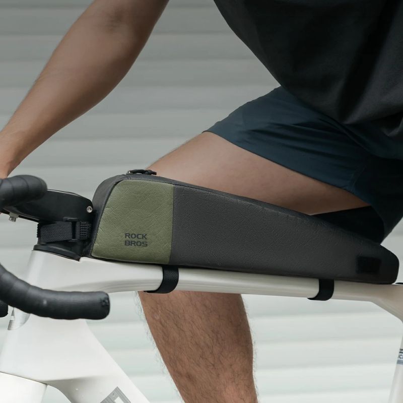 4. Torba rowerowa Rockbros DB005 na górną rórę ramy 0,9L - czarno-zielona