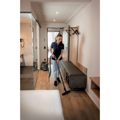 7. Odkurzacz profesjonalny KARCHER T 15/1 HEPA - 1.355-307.0