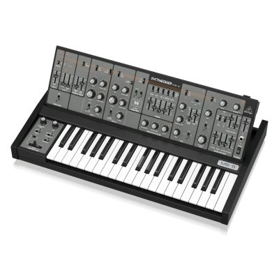 5. Behringer MS-5 - Syntezator analogowy