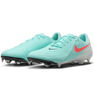 4. Buty Nike Phantom GX II Academy FG/MG M FD6723-300