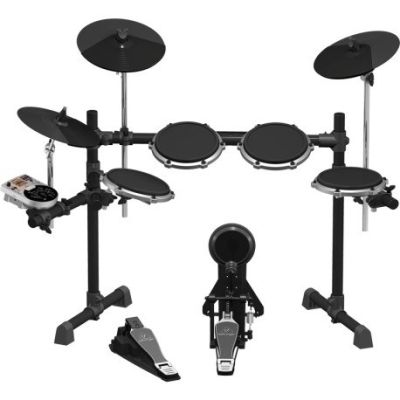 8. Behringer XD80USB Czarny