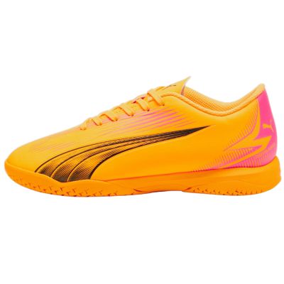 9. Buty piłkarskie Puma Ultra Play IT Jr 107780 03
