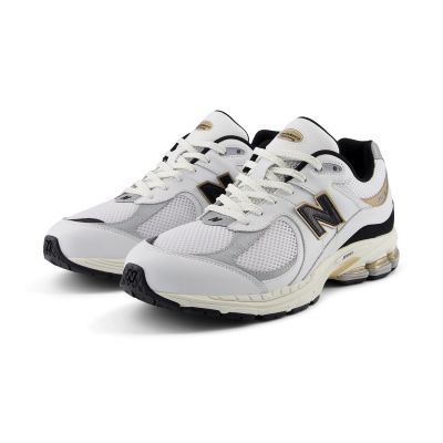 9. Buty New Balance M2002RPN