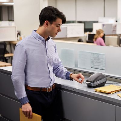 19. Dymo-drukarka label writer wireless 2000931