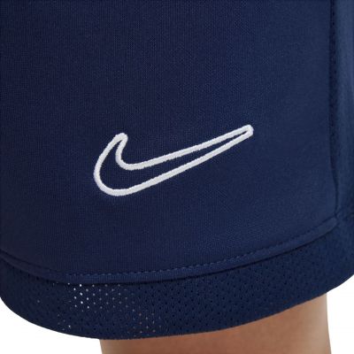 7. Spodenki Nike Dri Fit Academy 25 Jr FZ9784 410