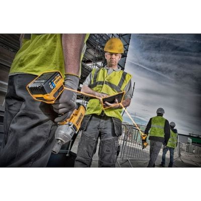11. Akumulator DeWalt XR DCB184-XJ (Li-Ion) BOX ORYGINAL