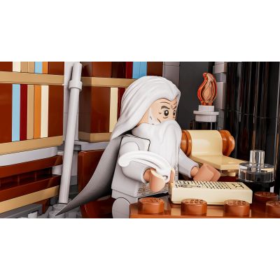 9. LEGO Icons 11377 - Władca Pierścieni: Minas Tirith