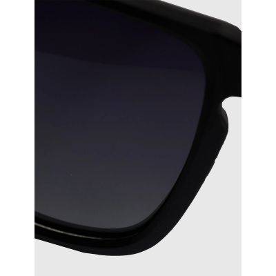 2. Okulary przeciwsłoneczne z lustrzaną powłoką 4F 4FRSS26ASUNU083-21S