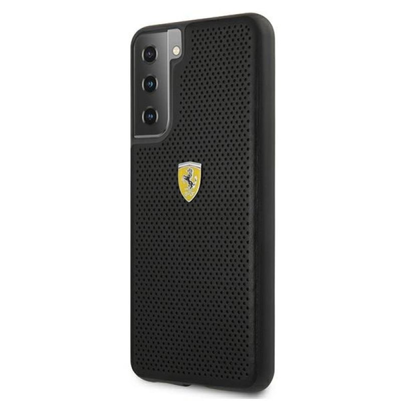 2. Etui Ferrari On Track Perforated na Samsung Galaxy S21 - czarne