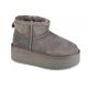 6. Buty EMU Australia Stinger Micro Flatform W W13082-CHAR