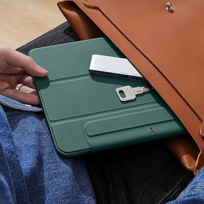 7. Etui ESR Rebound Magnetic na iPad Pro 12.9” 2020 / 2021 / 2022 / iPad Air 13” 2024 / 2025 - zielone
