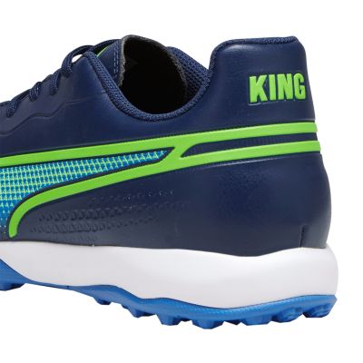 17. Buty piłkarskie Puma King Match TT M 107260 02