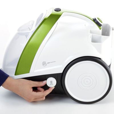6. Odkurzacz parowy Polti Vaporetto Smart 110 Eco, Moc 1500 W, Ciśnienie pary 4 bar, Pojemność zbiornika na wodę 2 L, Biały/Zielony