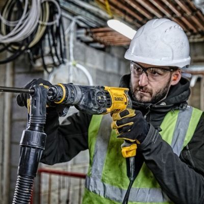 8. Młotowiertarka    DeWalt  D25134k-qs