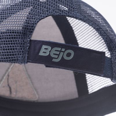 3. Dziecięca Czapka z daszkiem KORNET JRB