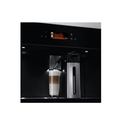 8. Ekspres do zabudowy ELECTROLUX KBC85Z