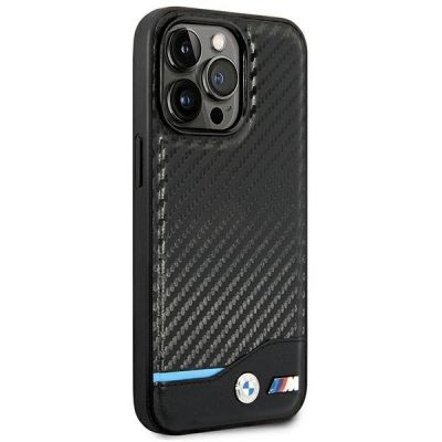 4. Etui BMW Leather Carbon na iPhone 14 Pro - czarne
