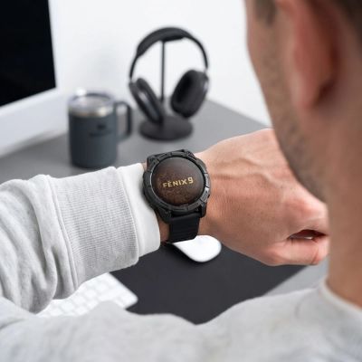 5. Etui Tech-Protect Defense Air na Garmin Fenix 9 (51 mm) - czarne