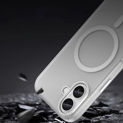 8. Etui Magnetic Abrasive na iPhone 17 kompatybilne z MagSafe - matowe białe